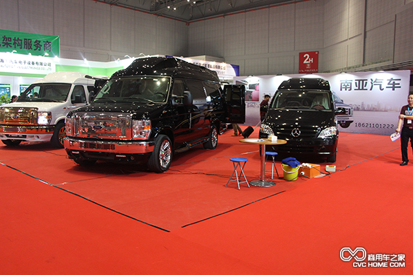 南亞汽車 客車技術(shù)展